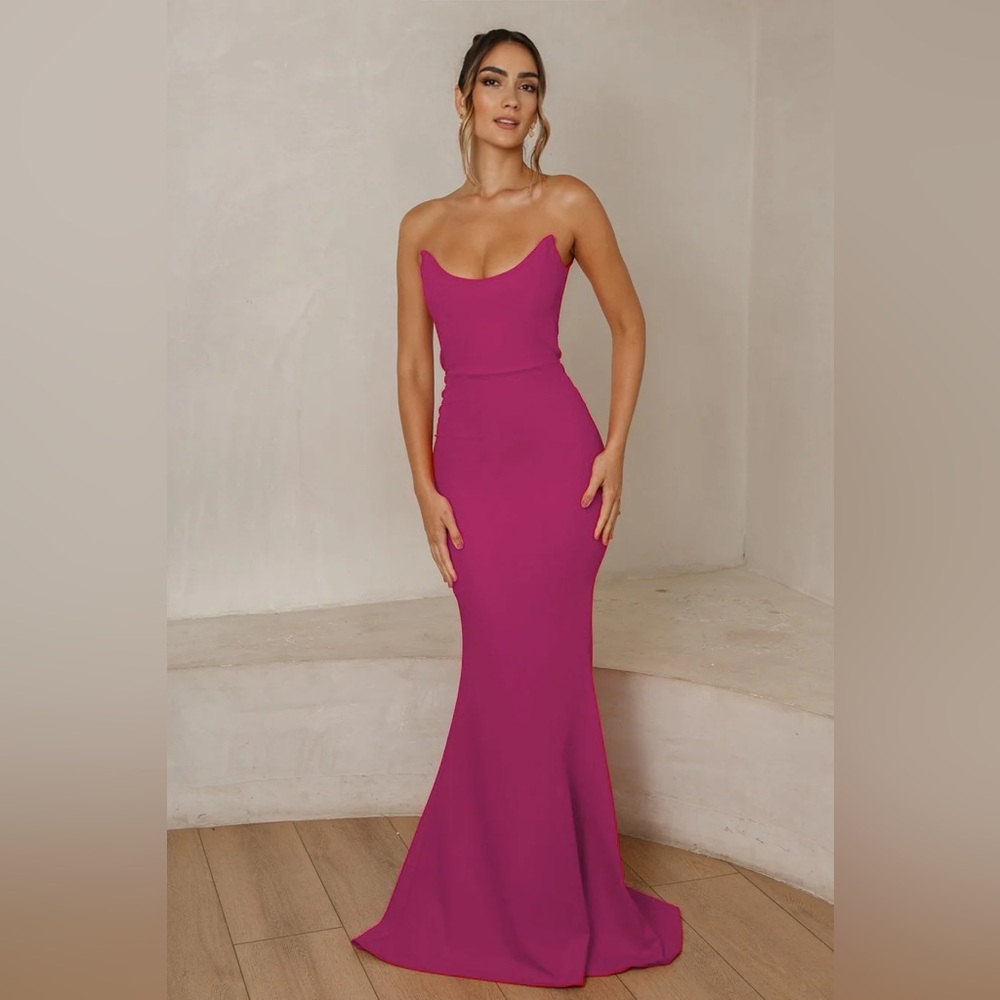 JAUS “Celine” Gown – Berry | New with Tags | Strapless Structured Formal Dress
